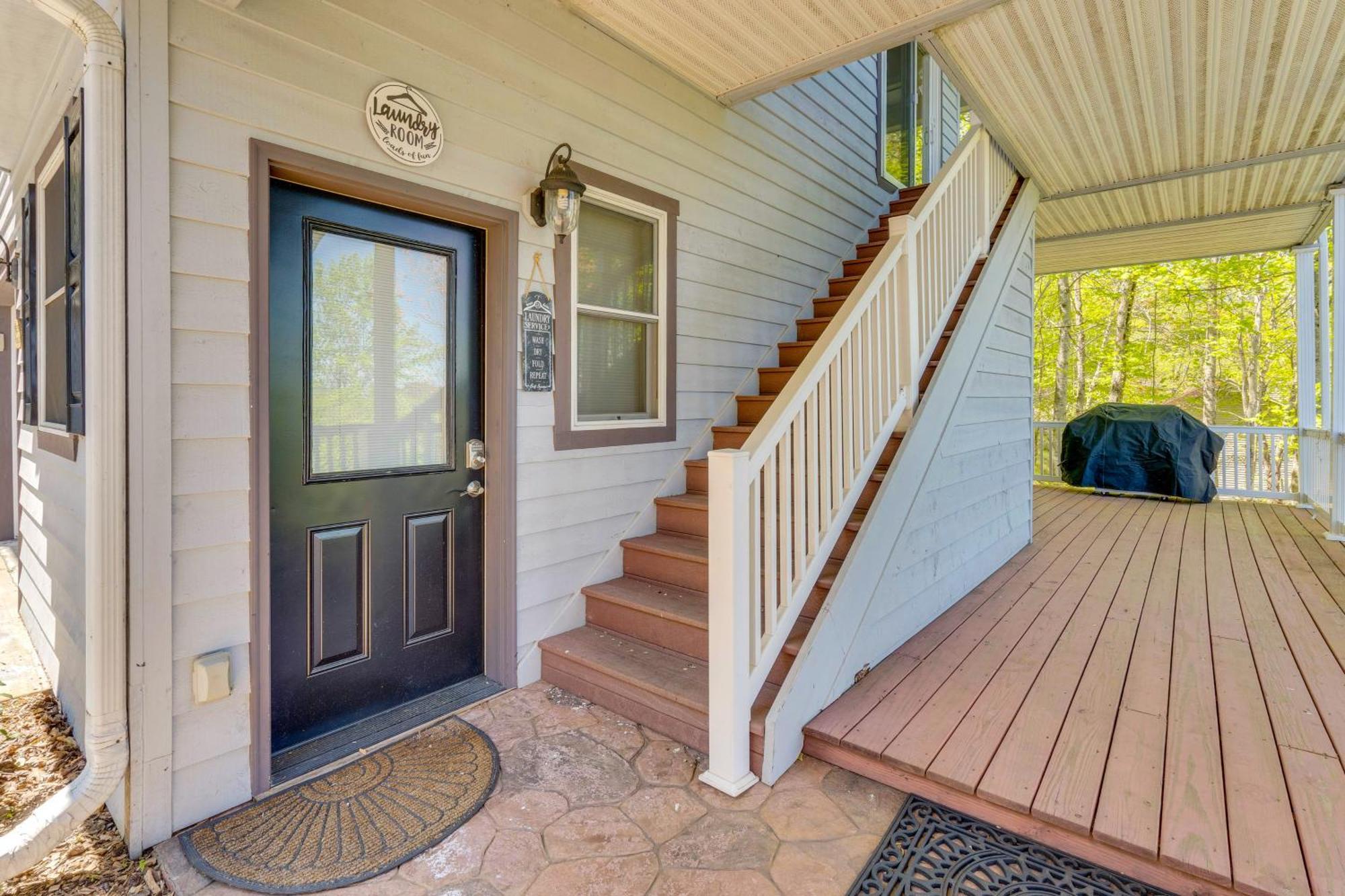 Lake-View Condo With Covered Deck In Hiawassee! Eksteriør bilde